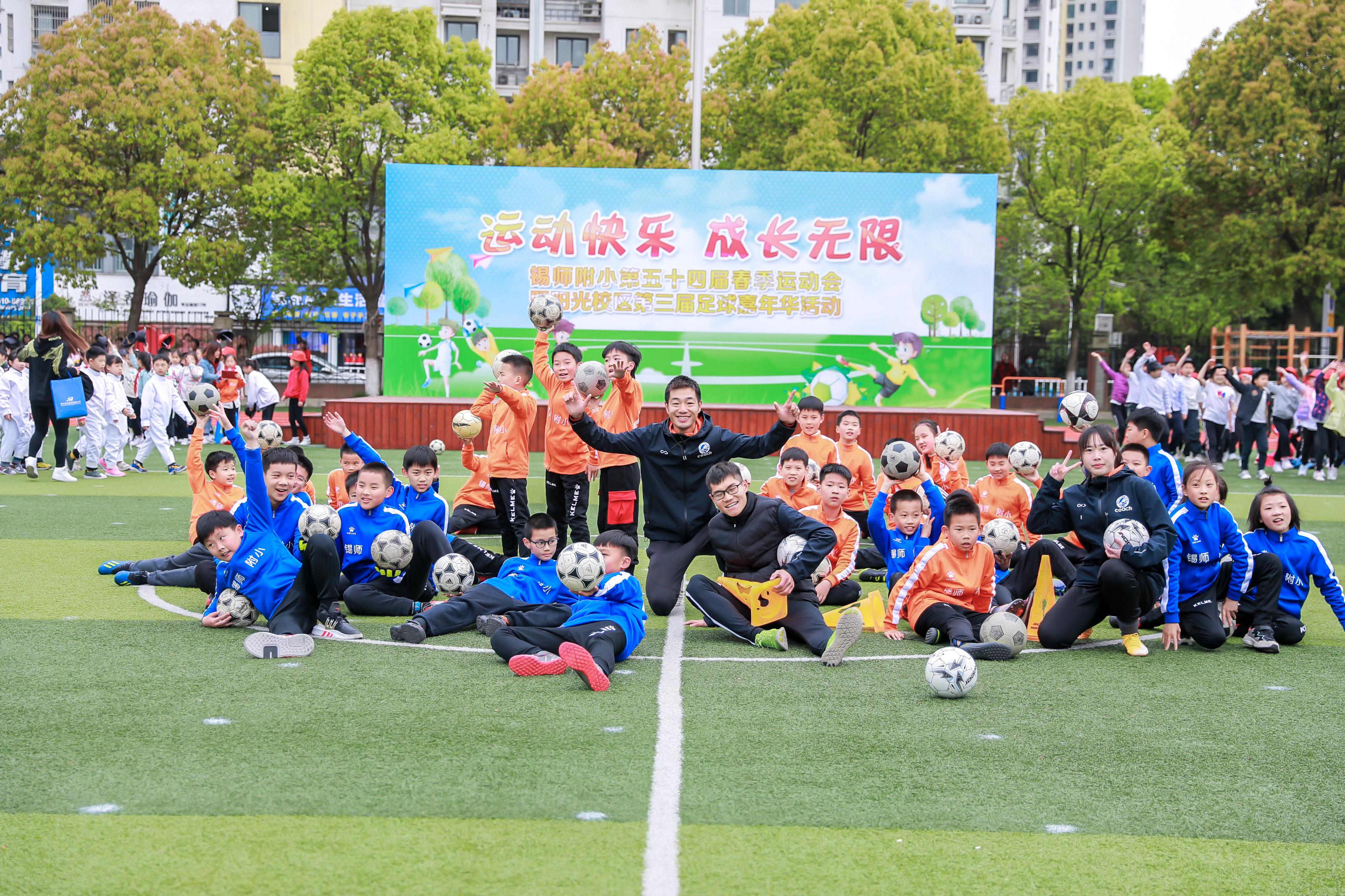 a18d18b8-f4d2-4965-8eaf-ca24d424be21.jpg a18d18b8-f4d2-4965-8eaf-ca24d424be21.jpg