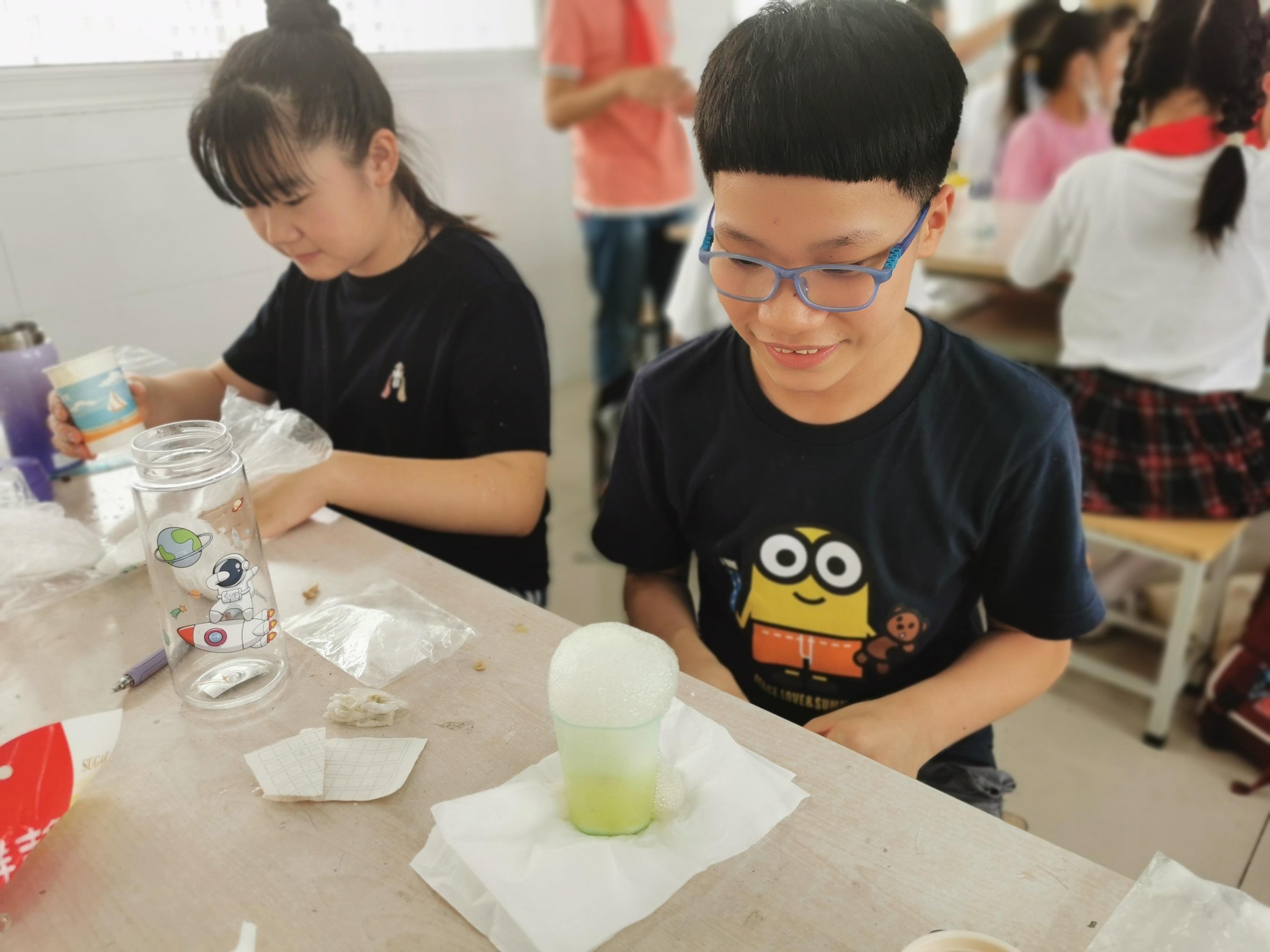 c2a5d445-d7d9-411d-b4a1-ed36830eca1e.jpg